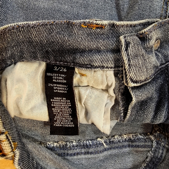 KENDALL + KYLIE Straight Leg Blue Jeans - Picture 7 of 7